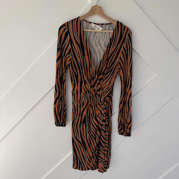 Diane von Furstenberg Long Sleeve Viscose Wrap Dress Orange Blue Zebra Size S - Picture 2 of 6
